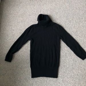 BCBG Max Azria black 100% cashmere XS turtleneck